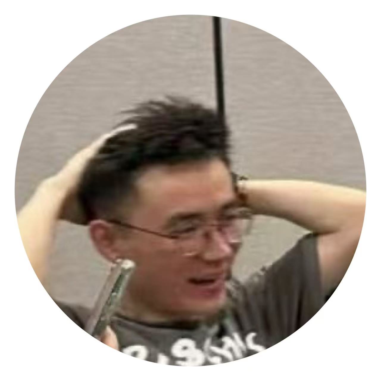 Xin Hu